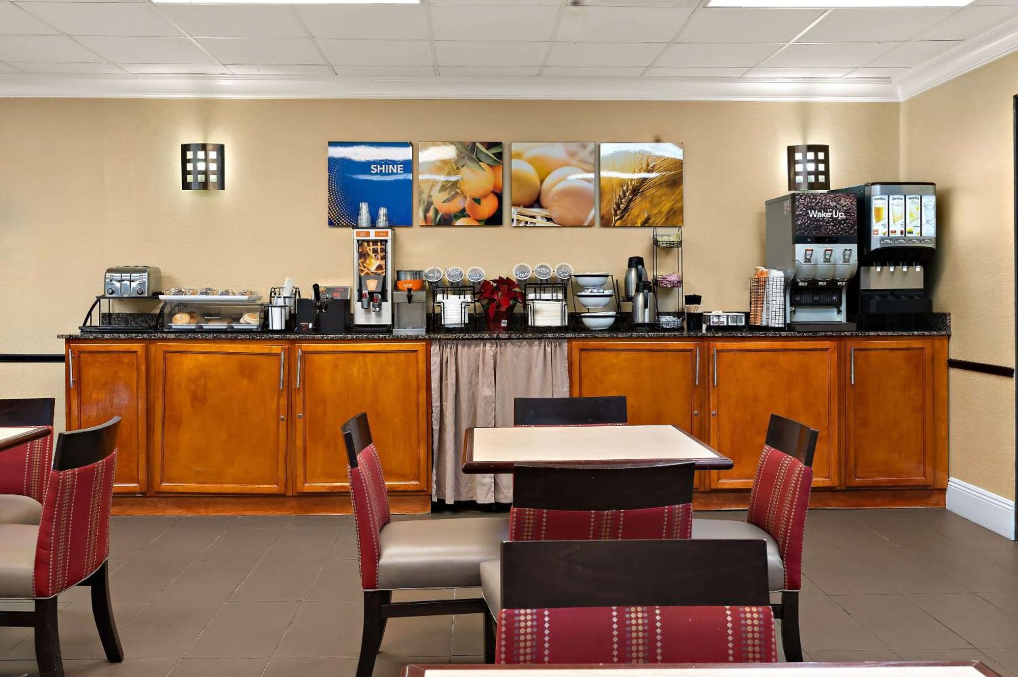 Comfort Inn New Orleans Airport South Saint Rose Exterior photo