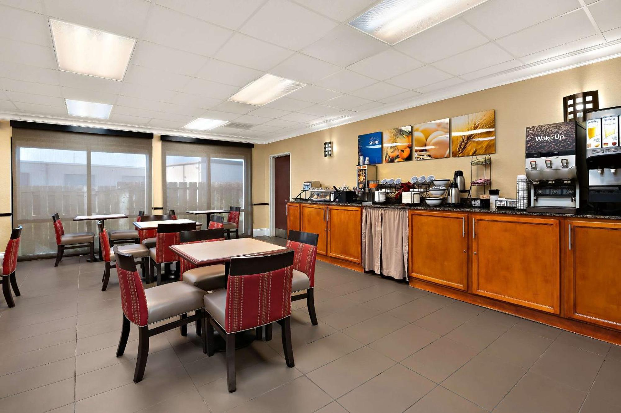 Comfort Inn New Orleans Airport South Saint Rose Exterior photo