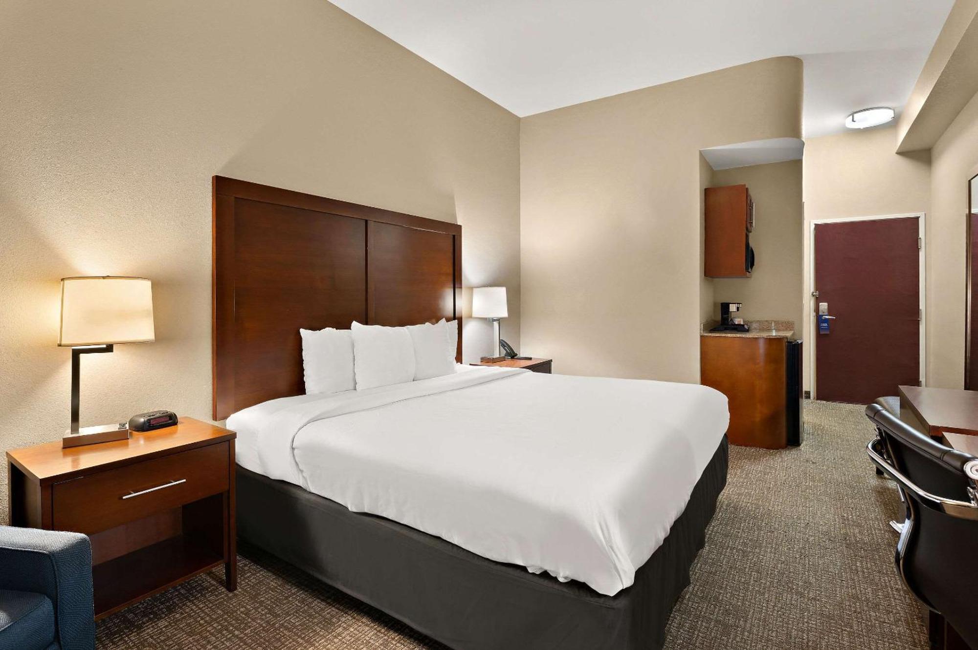 Comfort Inn New Orleans Airport South Saint Rose Exterior photo